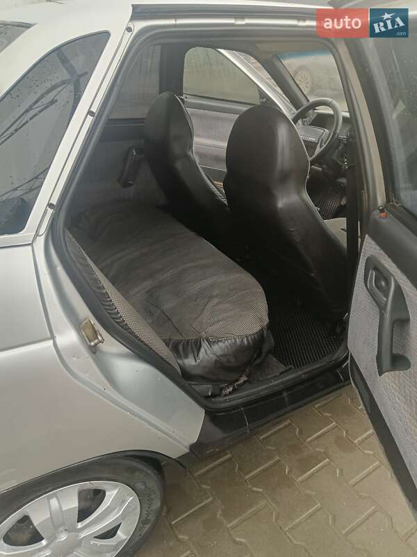 Седан ВАЗ / Lada 2110 2002 в Новом Буге фото 3 Седан ВАЗ / Lada 2110 2002 в Новом Буге