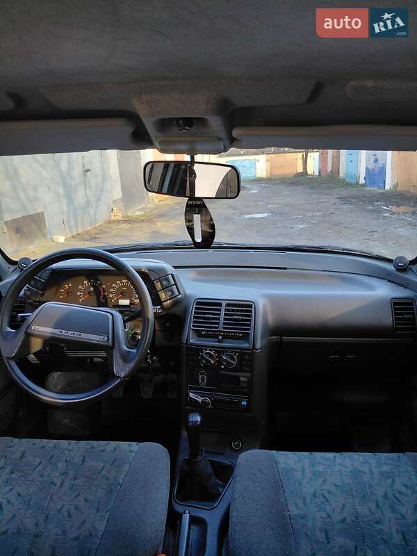 Седан ВАЗ / Lada 2110 2004 в Харькове