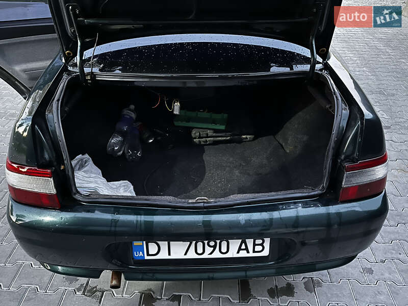 Седан ВАЗ / Lada 2110 2004 в Києві