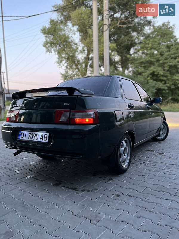 Седан ВАЗ / Lada 2110 2004 в Києві