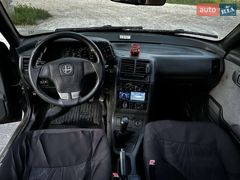 Седан ВАЗ / Lada 2110 2004 в Києві