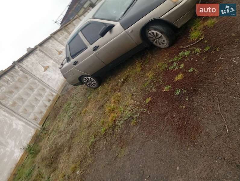 Седан ВАЗ / Lada 2110 2002 в Летичеве