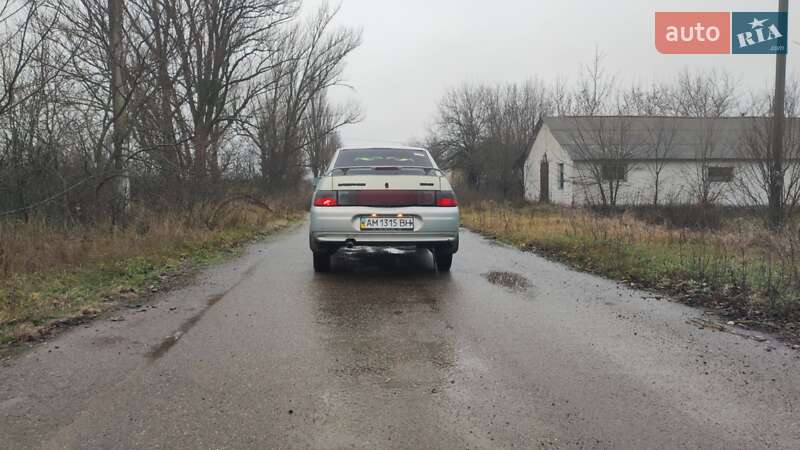 Седан ВАЗ / Lada 2110 2002 в Золотоноше