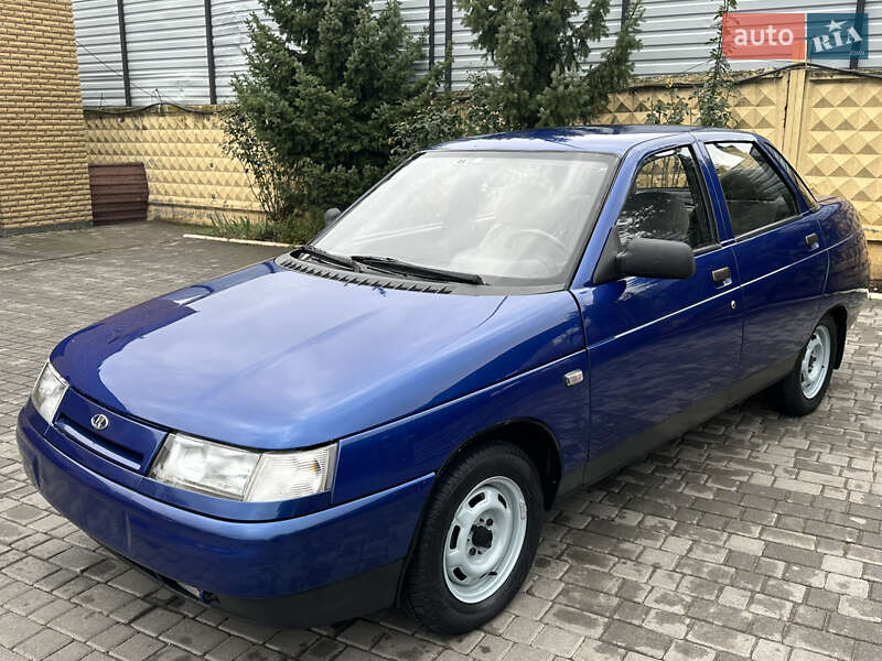 Седан ВАЗ / Lada 2110 2000 в Запорожье