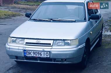 Седан ВАЗ 2110 2002 в Млинове