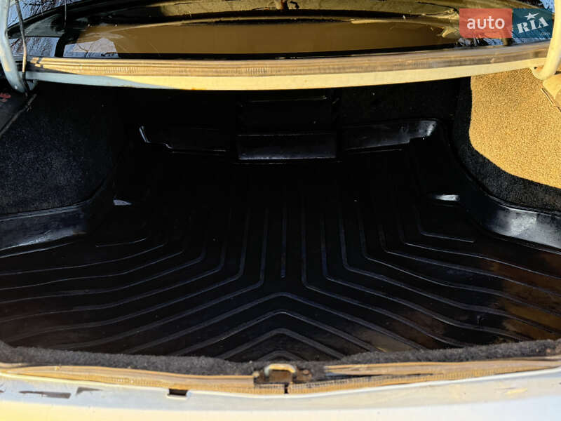 Седан ВАЗ / Lada 2110 2001 в Казатине фото 10 Седан ВАЗ / Lada 2110 2001 в Казатине