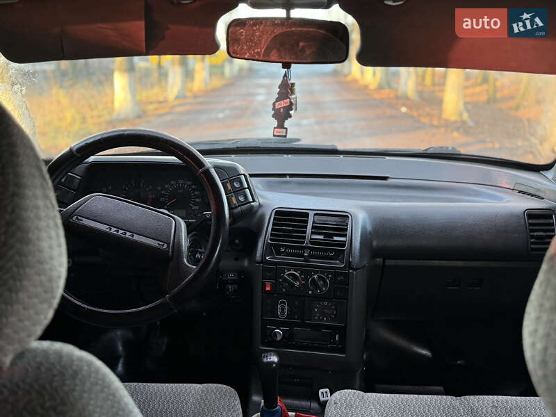 Седан ВАЗ / Lada 2110 2001 в Казатине фото 13 Седан ВАЗ / Lada 2110 2001 в Казатине