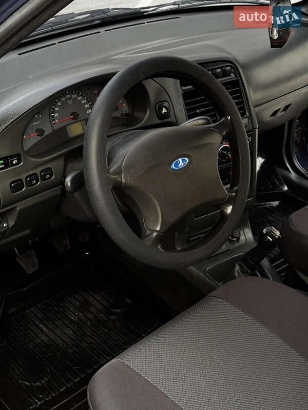 Седан ВАЗ / Lada 2110 2011 в Ровно