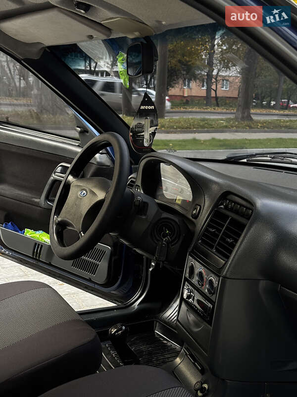 Седан ВАЗ / Lada 2110 2011 в Ровно