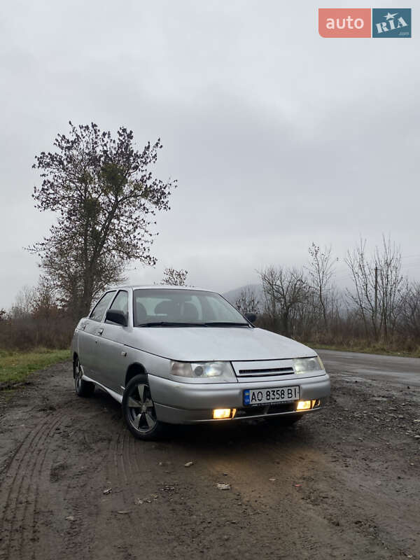 ВАЗ / Lada 2110 2005