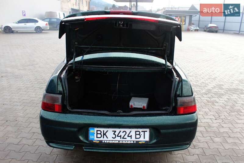 Седан ВАЗ / Lada 2110 2003 в Кременце фото 15 Седан ВАЗ / Lada 2110 2003 в Кременце