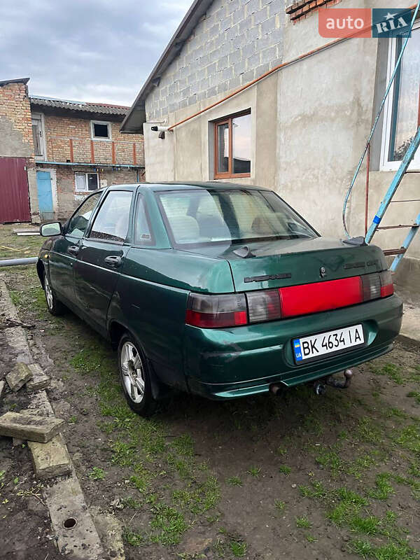 Седан ВАЗ / Lada 2110 2002 в Млинове фото 4 Седан ВАЗ / Lada 2110 2002 в Млинове