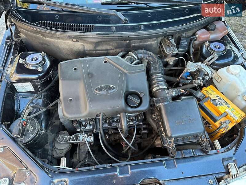 Седан ВАЗ / Lada 2110 2005 в Богодухове