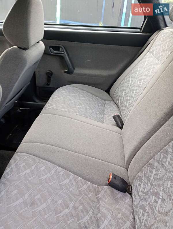 Седан ВАЗ / Lada 2110 2005 в Самборі