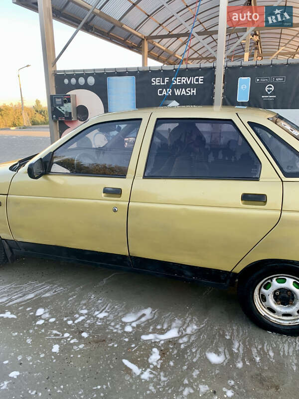 Седан ВАЗ / Lada 2110 1999 в Львове