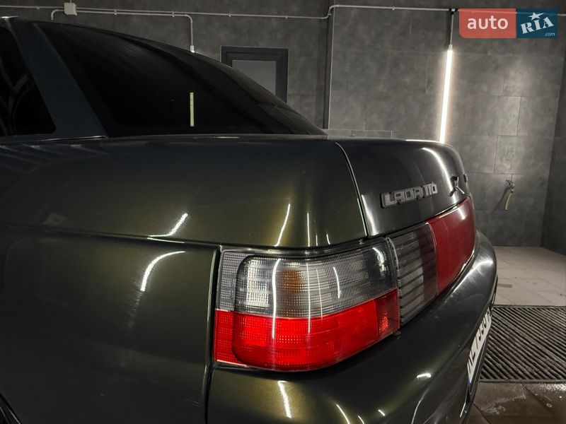 Седан ВАЗ / Lada 2110 2006 в Одессе