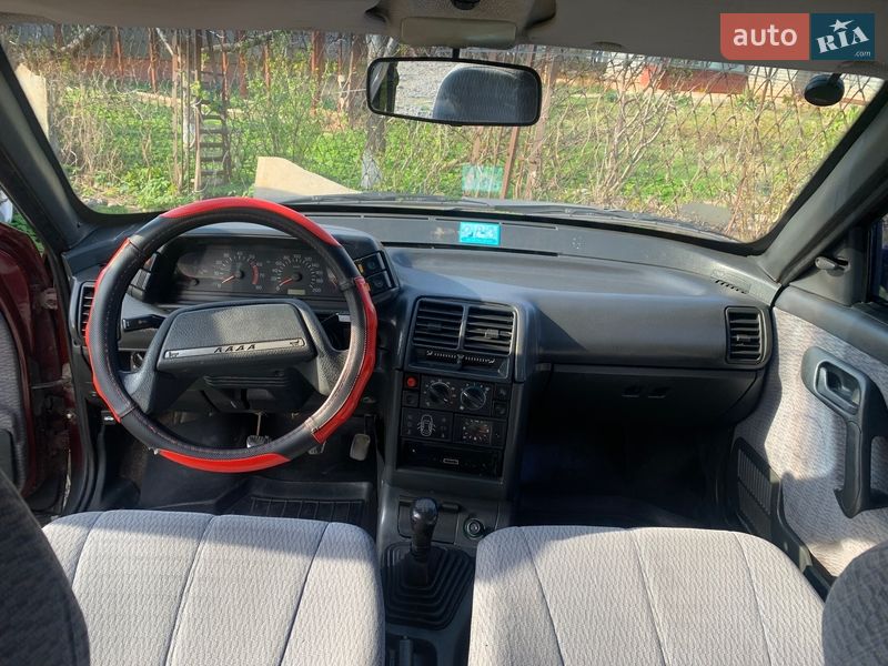 Седан ВАЗ / Lada 2110 2003 в Кременці