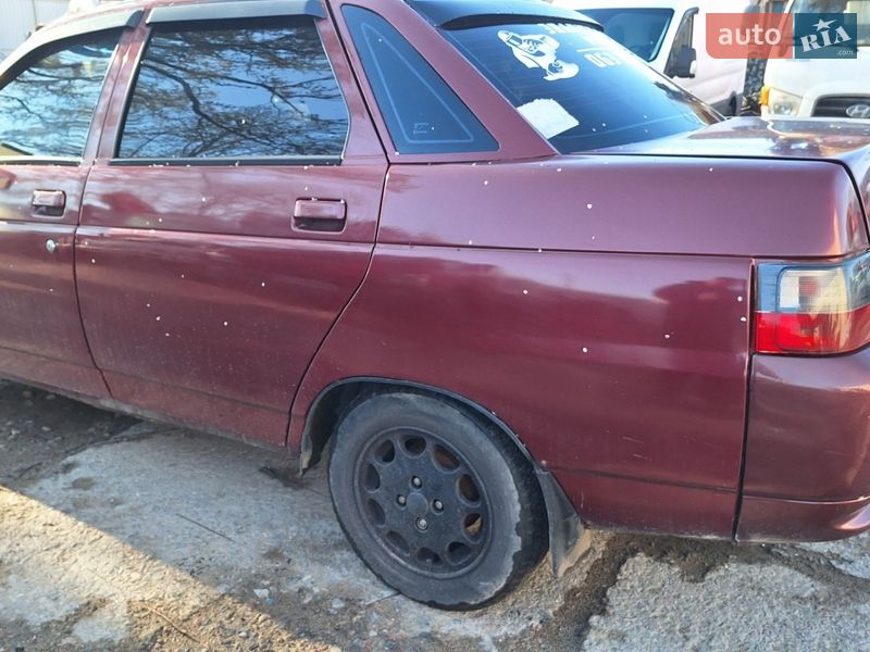 Седан ВАЗ / Lada 2110 2001 в Одессе