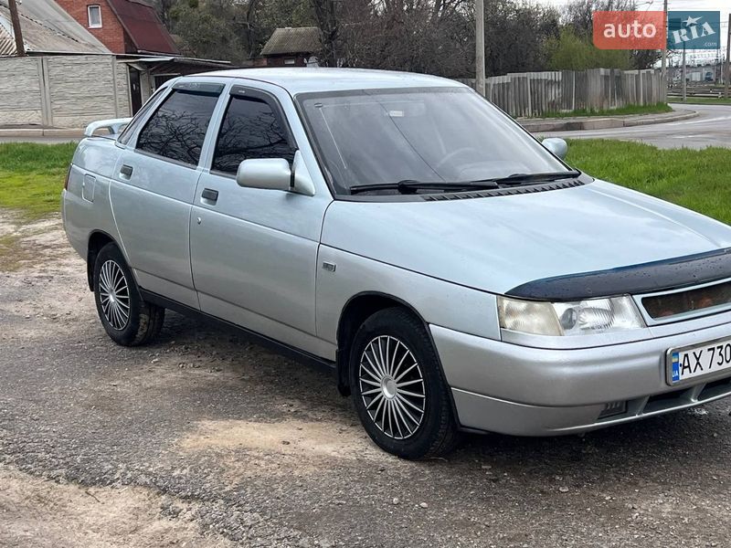 ВАЗ / Lada 2110 2002