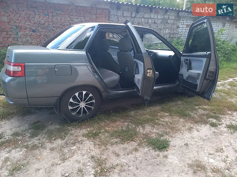 ВАЗ / Lada 2110