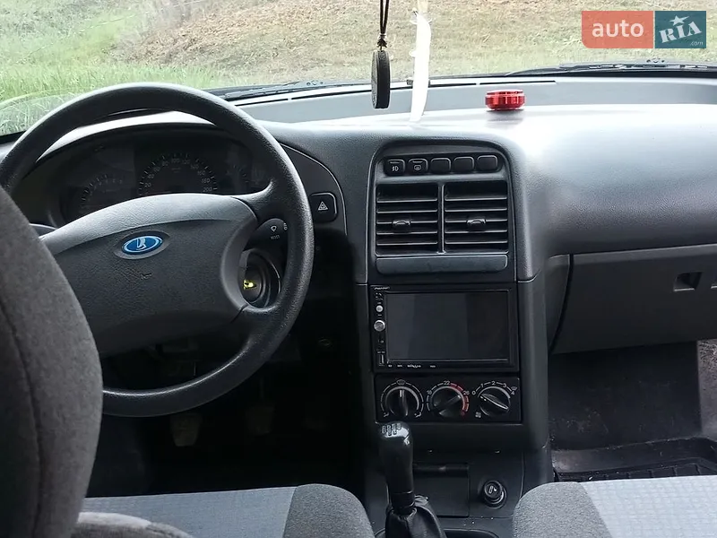 ВАЗ / Lada 2110