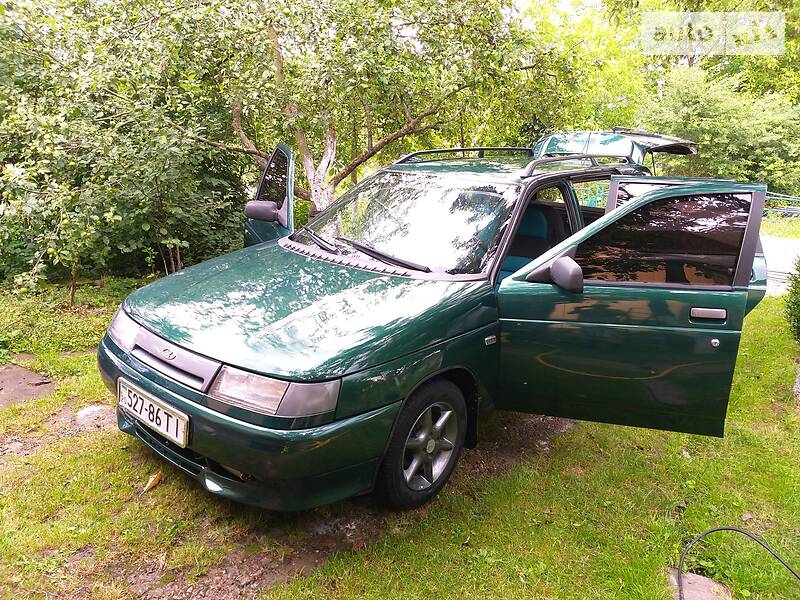 Универсал ВАЗ / Lada 2111 2002 в Монастыриске