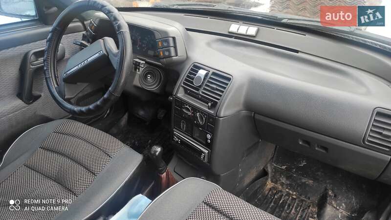 Универсал ВАЗ / Lada 2111 2002 в Нежине