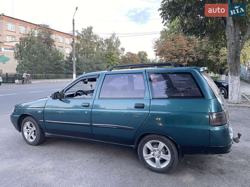 Універсал ВАЗ / Lada 2111 2001 в Первомайську