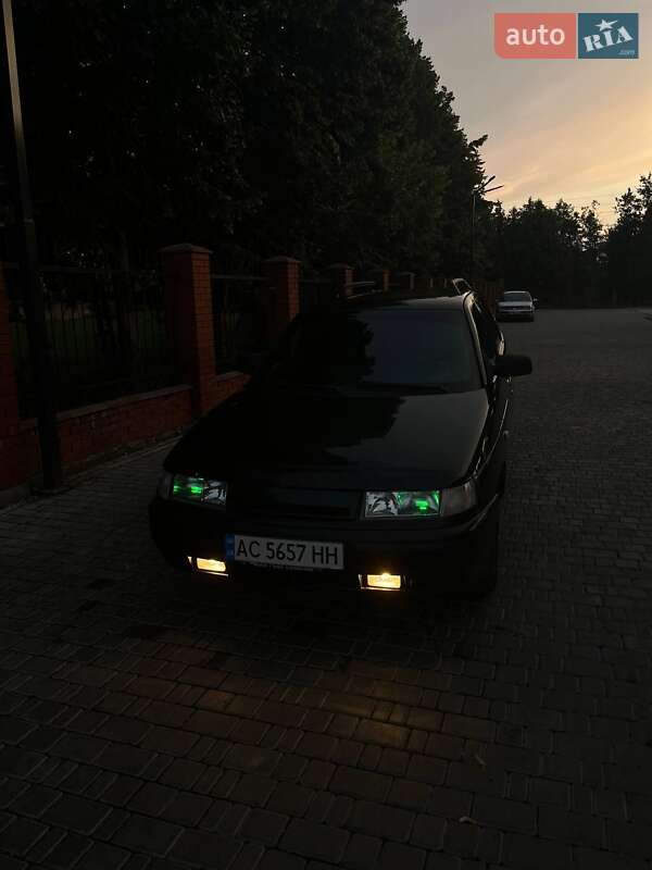 Універсал ВАЗ / Lada 2111 2004 в Луцьку