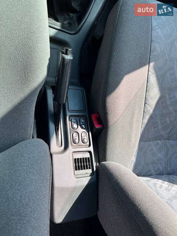 Універсал ВАЗ / Lada 2111 2004 в Луцьку