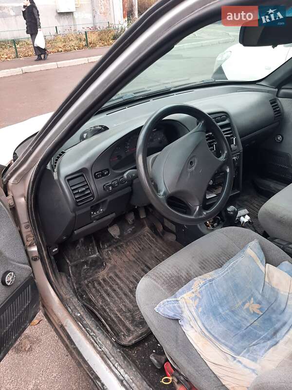 Универсал ВАЗ / Lada 2111 2009 в Днепре