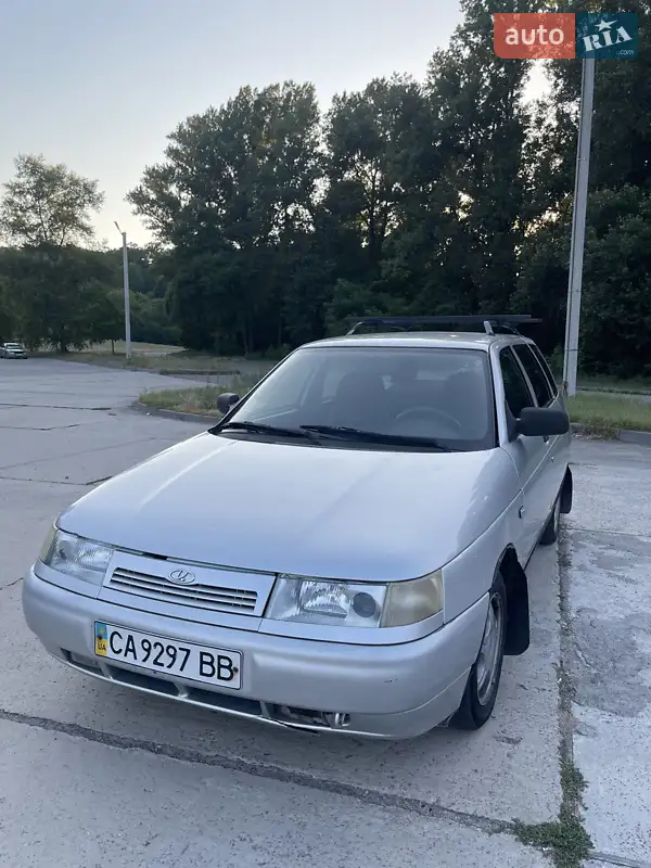 ВАЗ / Lada 2111