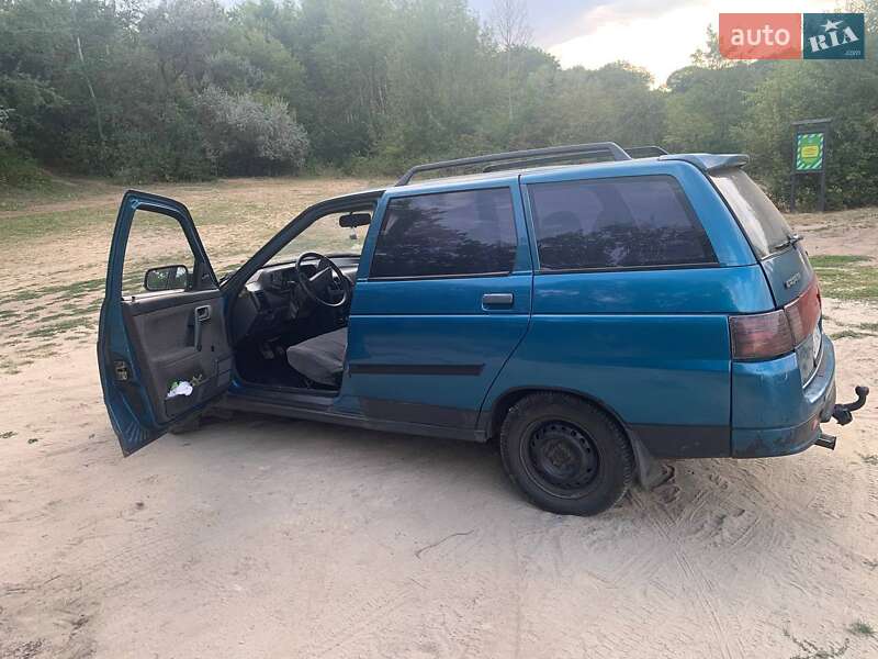 Универсал ВАЗ / Lada 2111 2000 в Хороле