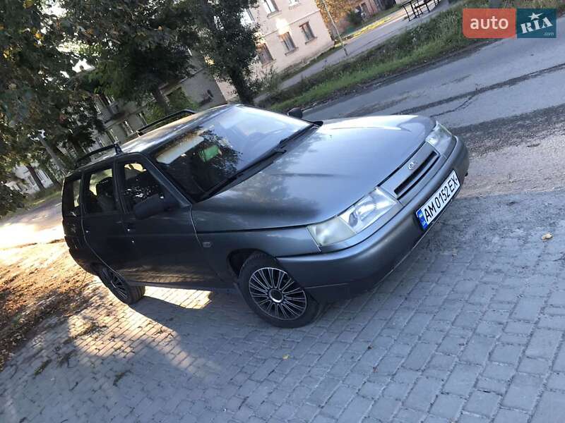 Универсал ВАЗ / Lada 2111 2005 в Звягеле