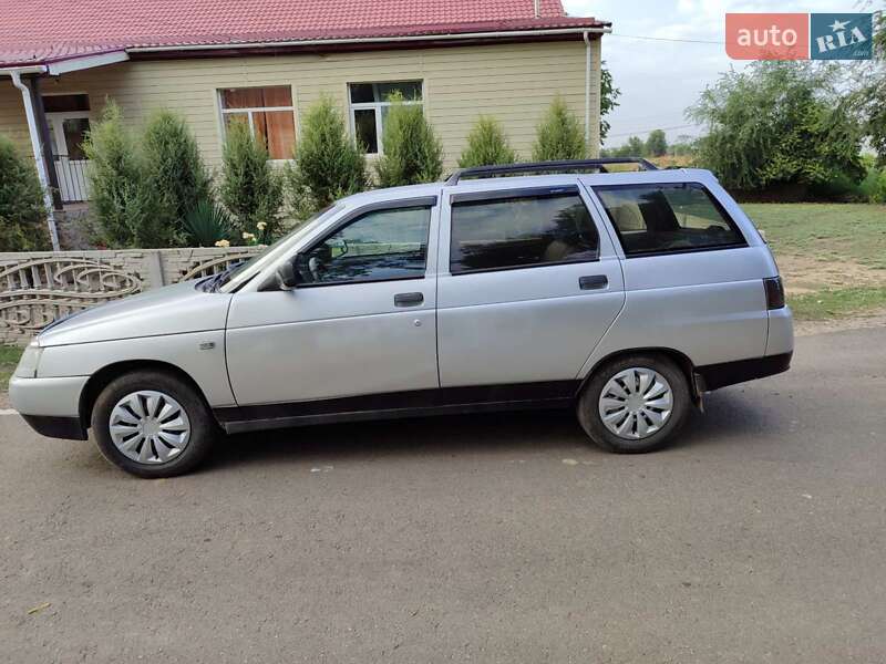 Універсал ВАЗ / Lada 2111 2004 в Тарутиному