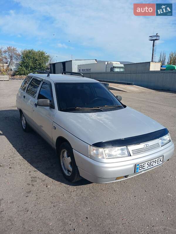 ВАЗ / Lada 2111 2010