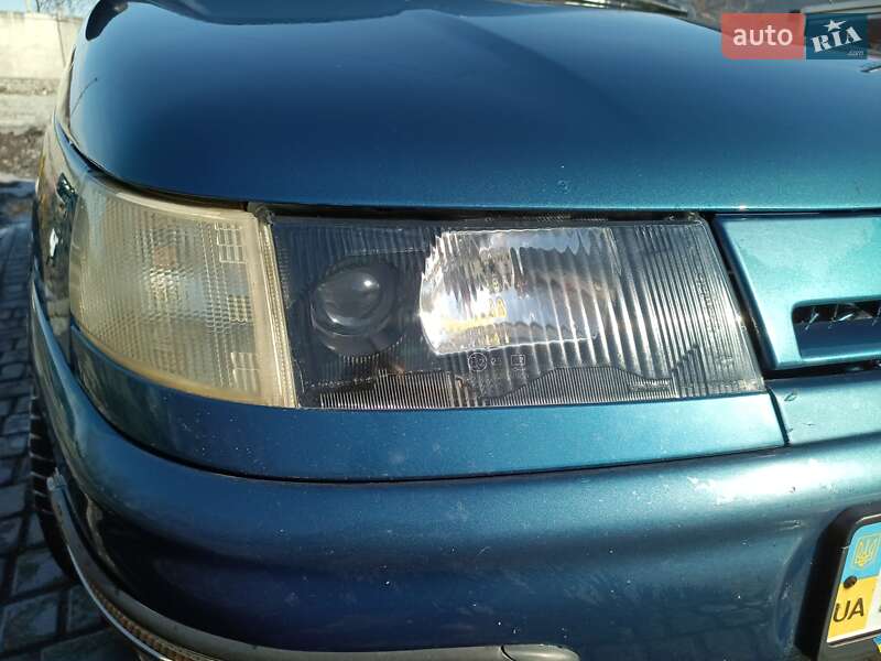 Универсал ВАЗ / Lada 2111 2004 в Терновке