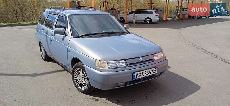 ВАЗ / Lada 2111 2002