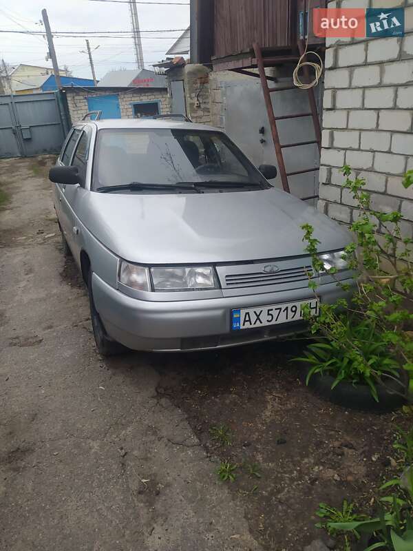 ВАЗ / Lada 2111 2005