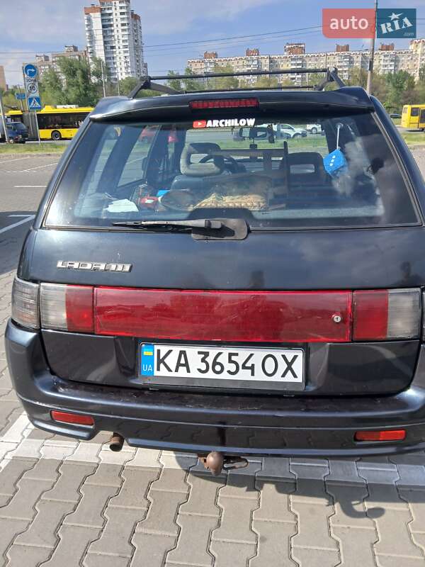 Универсал ВАЗ / Lada 2111 2004 в Киеве