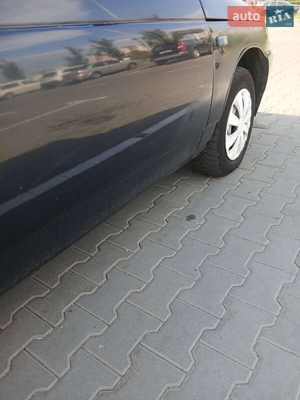 Универсал ВАЗ / Lada 2111 2004 в Киеве