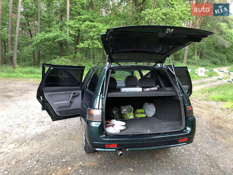 Универсал ВАЗ / Lada 2111 2003 в Чернигове
