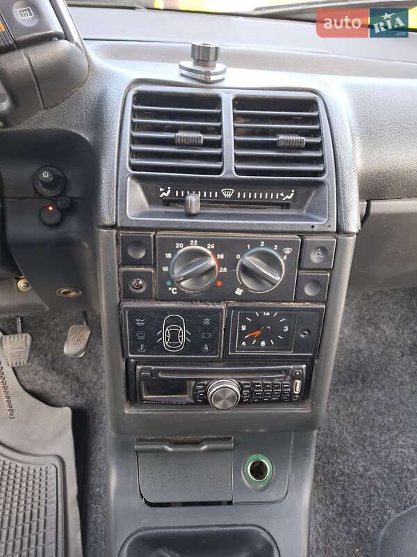 Универсал ВАЗ / Lada 2111 2007 в Львове