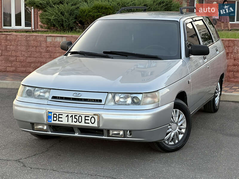 ВАЗ / Lada 2111 2005