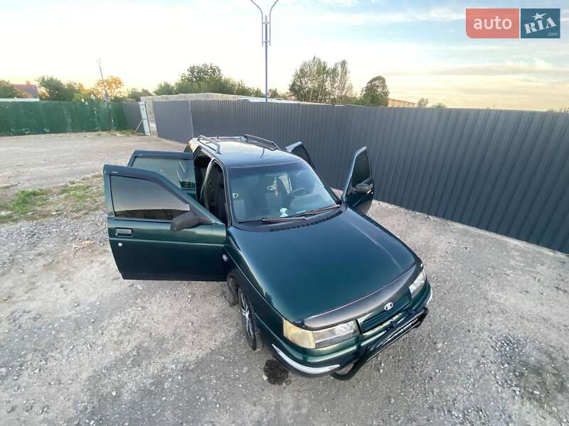 ВАЗ / Lada 2111 2002