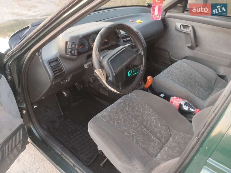 Универсал ВАЗ / Lada 2111 2003 в Довбыше