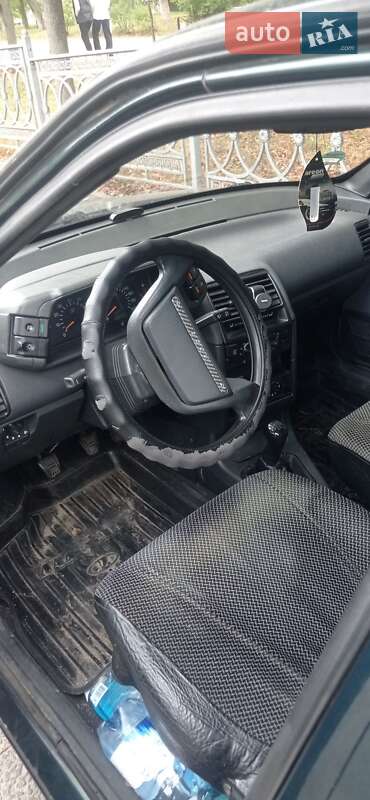 ВАЗ / Lada 2111 2003