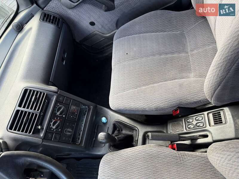 Універсал ВАЗ / Lada 2111 2002 в Львові