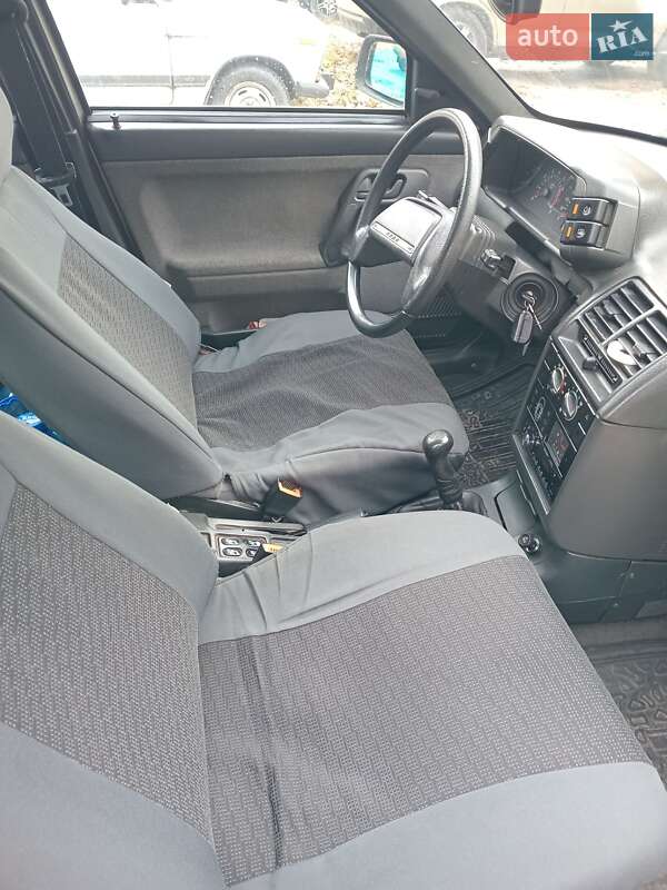 Универсал ВАЗ / Lada 2111 2007 в Киеве