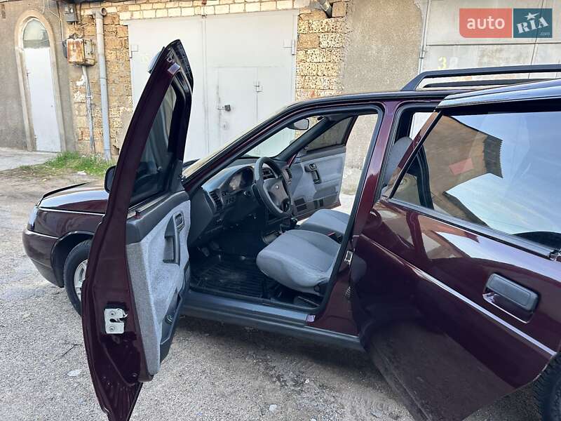 Универсал ВАЗ / Lada 2111 2008 в Николаеве фото 32 Универсал ВАЗ / Lada 2111 2008 в Николаеве